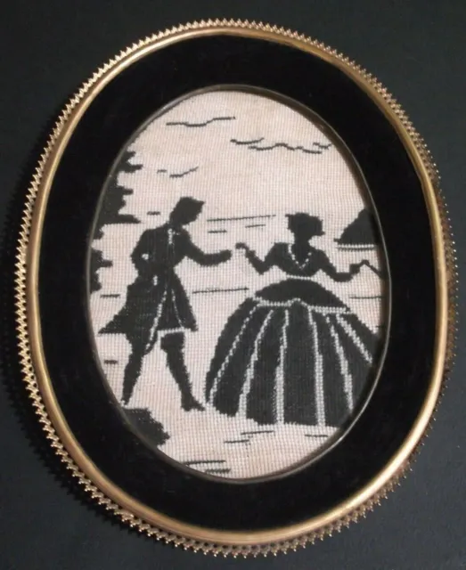 Vintage "A COUPLE" Needlepoint Embroidery Picture Oval Glass Framed Tapestry !!!