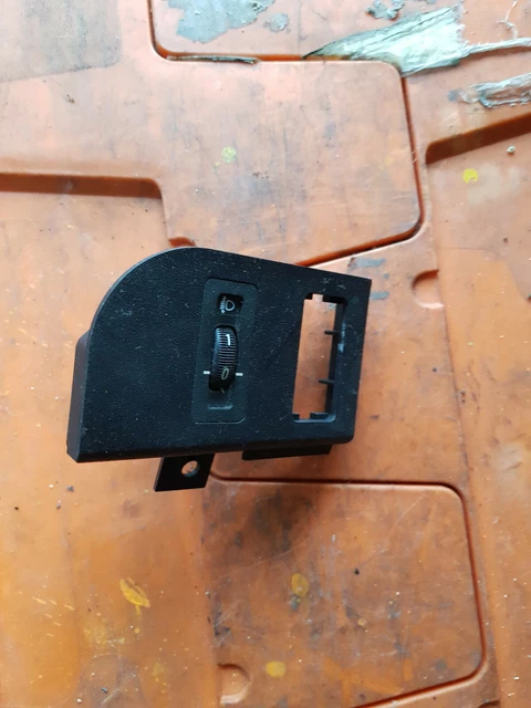 BMW 316 E36 – Interrupteur Commande Lumière Intérieure – Occasion – Allemagne