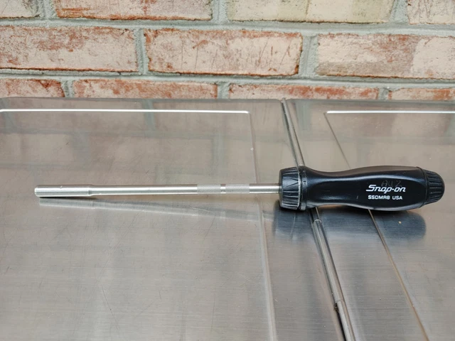 Snap-On Black Hard Grip 8" Shaft Ratcheting Screwdriver, Part# SSDMR8