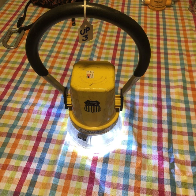 Union Pacific Starlite 292 Switchman’s Lantern 2007 LED Collectible Railroad USA