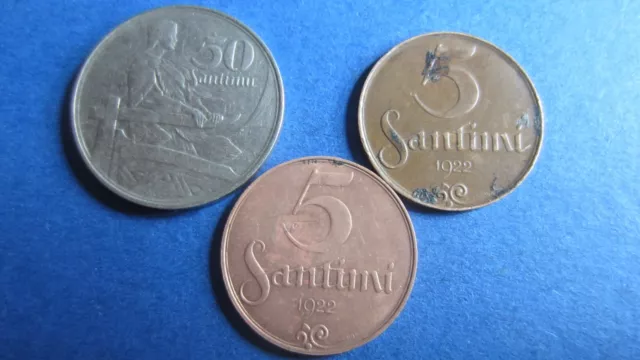 Latvia 2x5 +50 Santimu 1922 IN VF To Vf-Xf