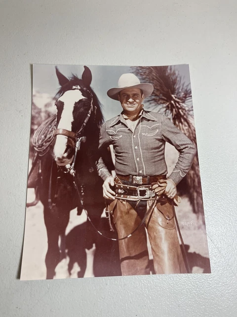 GENE AUTRY ACTOR AND SINGING COWBOY - 8X10 PUBLICITY PHOTO Color Glossy