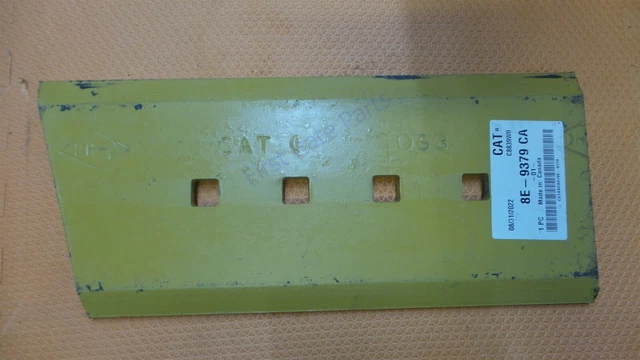 Caterpillar 8E-9379 Level Cut End Bit CAT 8E9379 RH Dozer Bulldozer Blade OEM