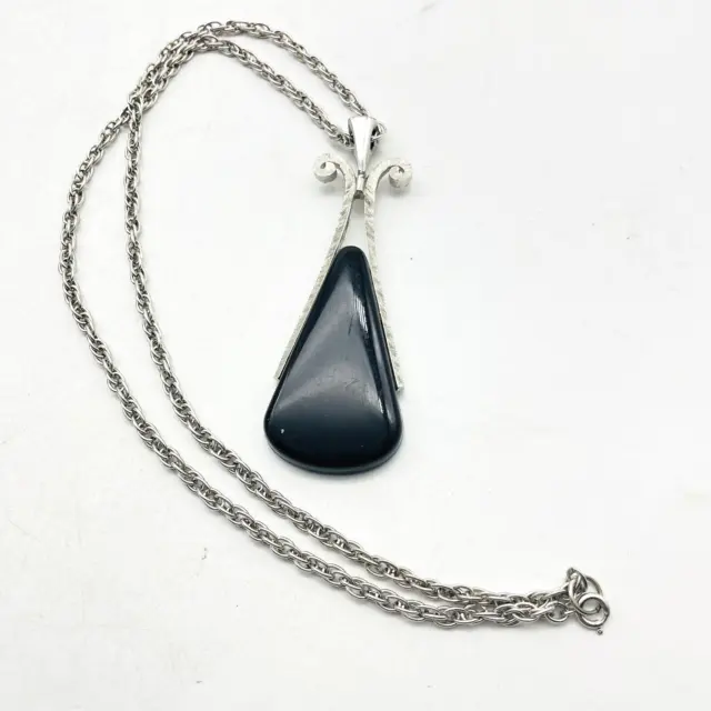 Vintage Avon Signed Black Teardrop Medallion Necklace Silver Tone Chain Frame
