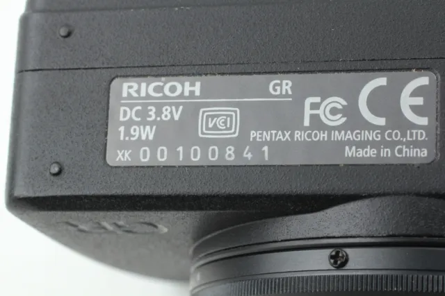 [MINT] Ricoh GR 16.2MP APS-C CMOS Sensor Compact Digital Camera From JAPAN 11