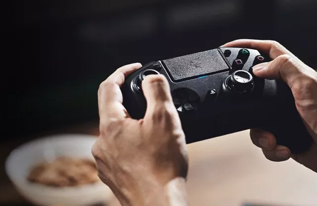 Razer Raiju Tournament Edition PS4 Wireless Controller - Black