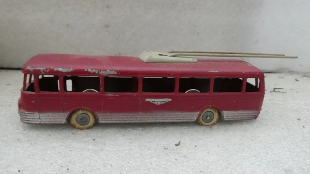 SOLIDO FRANCE. TROLLEYBUS CHAUSSON