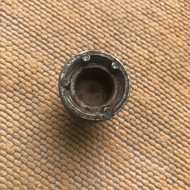 CITROEN / PEUGEOT / Ford Locking Wheel Nut Key Code E 3B Z6 Genuine Key