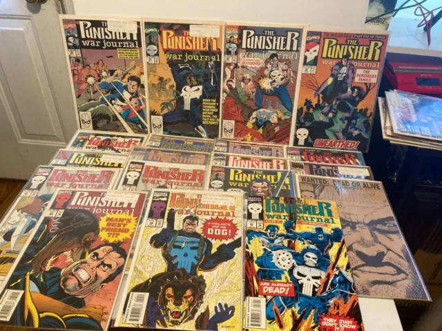Punisher / War Journal Large Lot of 32 Marvel comics series from the 1990s