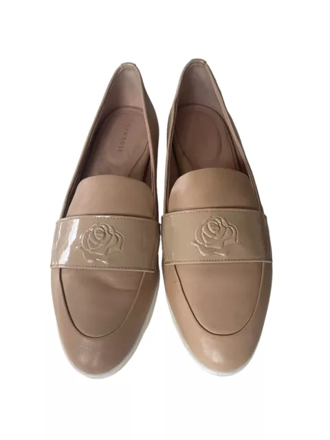 Taryn Rose Leather Heeled Loafers Blossom Buff Size 9B