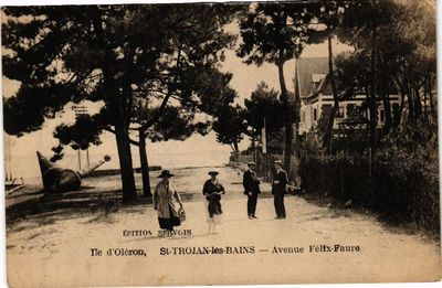CPA St-TROJAN-les-BAINS 481148 Le Port Ile d'OLÉRON 