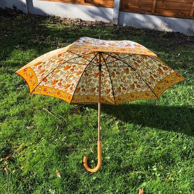 VINTAGE AQUASCUTUM WALKER GIALLO SOLE Ombrello Legno Manico Insolito 
