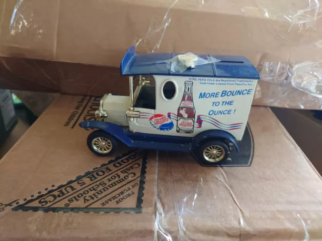 Golden Wheel Die Cast Model Pepsi Cola Truck 2