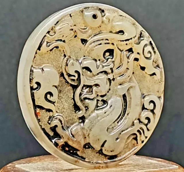 Sculpture pendentif Antique de l'ancien oiseau et Dragon en Jade Hetian,... 2