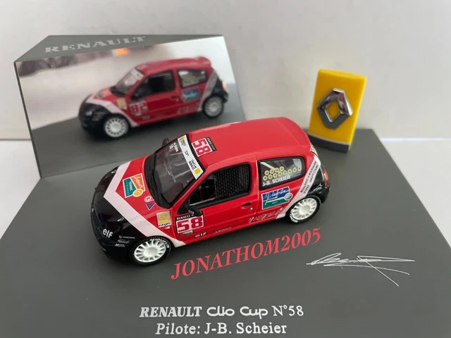 RENAULT CLIO II LA POSTE UNIVERSAL HOBBIES 1:43 de reference