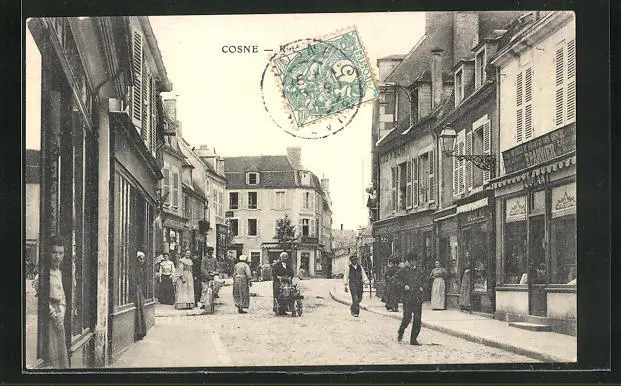 CPA Cosne, vue de la rue avec commercesn 1906