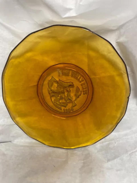 Tiara exclusives amber glass Christmas Plate foir colly birds 1984