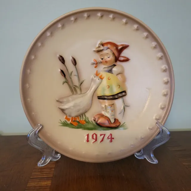 Goebel 1974 MJ Hummel 4th Annual Plate Vintage Hand Painted West Germany