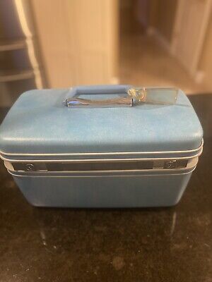 Vintage Samsonite Profile Beauty Train Case MakeUp Hardshell Luggage Blue Key