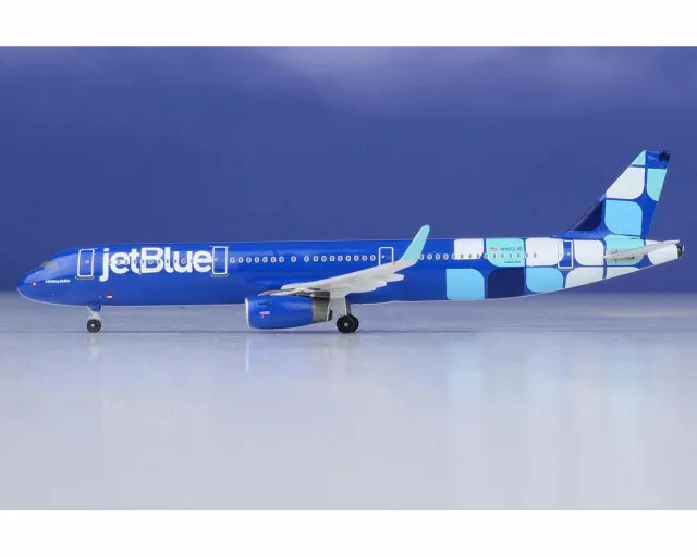 Aeroclassics AC411269 JetBlue Airways Airbus A321-200 N982JB Diecast 1/400 Model