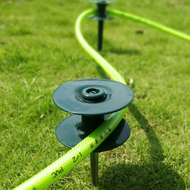 Guide De Tuyau De Jardin Avec Pivot Métallique - Hauteur 63 Cm, 2 Piquets De Fixation - Pour Protéger Les Plantes Et éviter Que Le Tuyau Ne Traîne
