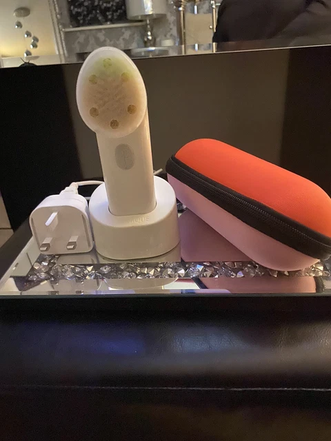 Clinique Sonic System Purifying Cleansing Brush Limited Edition With Case