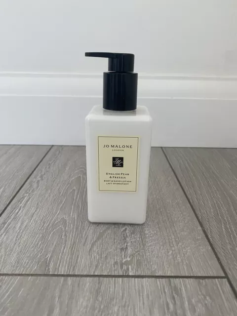 Jo Malone English Pear & Freesia Body & Hand Lotion 250ml, New