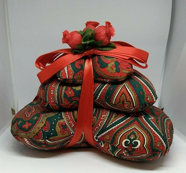 Heart Shaped Paisley Design Mini Pillow 3 Stack with Ribbon 7"l x 7"w x 5"h