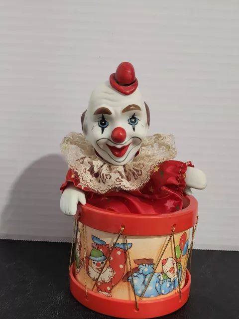 Rare Find: Vintage Animated Circus Clown in Wind Up Music Box Drum "Send In The