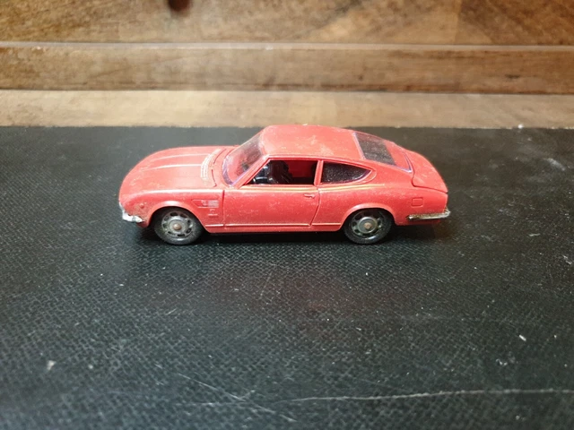 NOREV Ancien 1/43 FIAT DINO Coupé N°80 ROUGE sans boite d