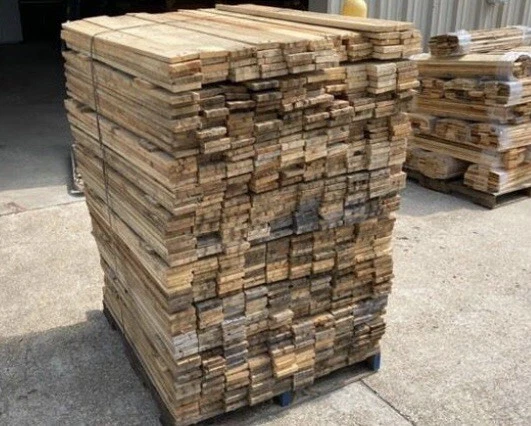 1 Dozen Pieces/bundle of Reclaimed pallet wood, for crafts, accent walls, Etc.