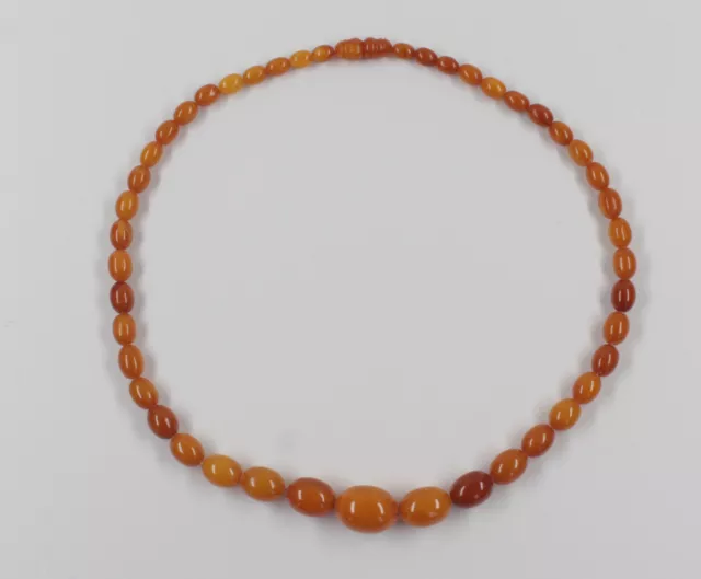 Halskette Collier mit Bernstein Oliven gelb orange Vintage 46 cm 16,7 g