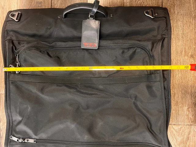 TUMI Garment Bag Ballistic Nylon Alpha Bi Fold Suit/Dress Travel BagBlack
