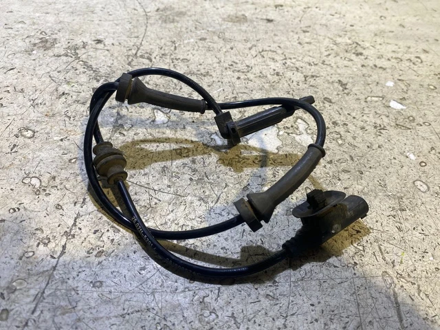 Chrysler 200 2015 ABS brake wheel speed sensor 68180057AC STO19640