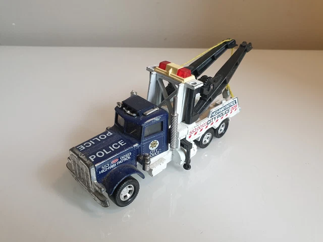 Camion Matchbox Peterbilt Récupération De Police Blanc - Échelle 1:80, Année 1981, Fabriqué à Macao - Occasion Très Bon état