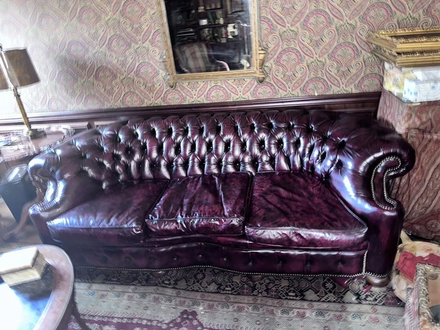 Old Hickory Vintage Leather Chesterfield Sofa