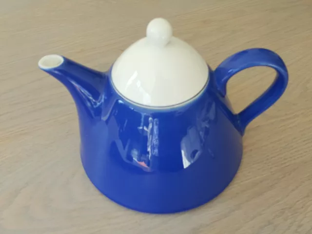 Pagnossin Vintage Italian Ironstone Blue and White teapot.