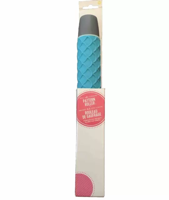 Wilton Teal Pattern Roller- Roll With Fondant Or Doughs. Great For Pastry’s. New