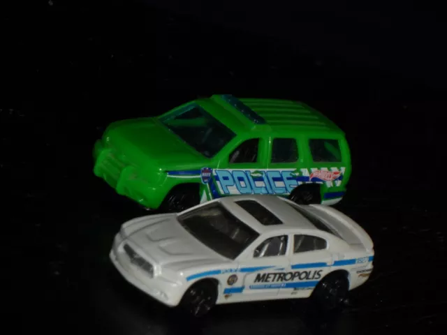 Hot Wheels Polizei Dodge Charger R/T + Chevy Tahoe M-Box  Prio-Karton