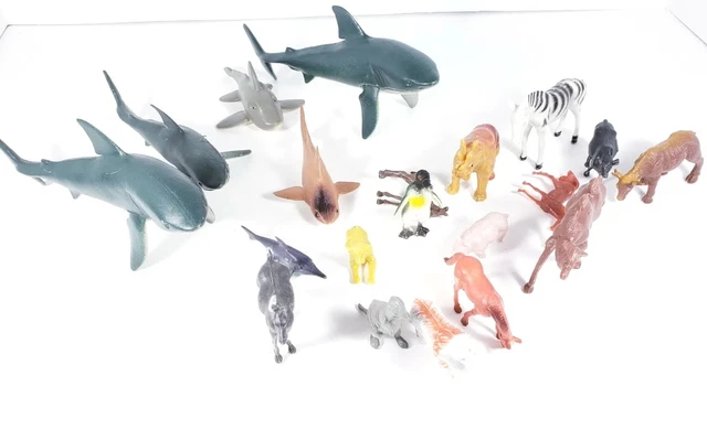 VINTAGE Mixed Lot of 20 Plastic Sharks & Zoo Farm Animals Toy Figures