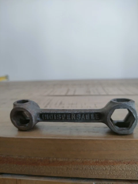 Ancienne Clé De Vélo "Le Plus Vite" Modèle AFA Déposé, Dimensions 11,5x5 Cm