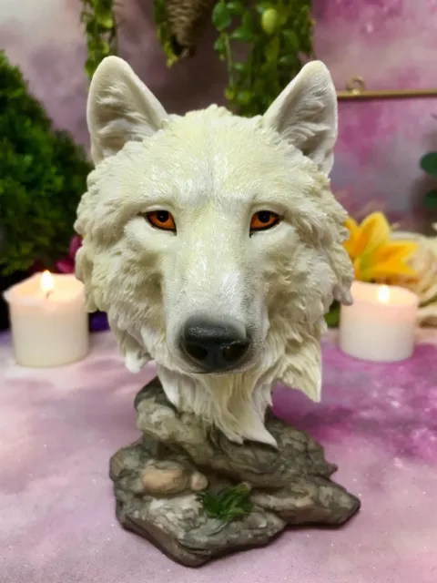 Wolf Bust Statue Noble Wolf Head Figurine Hand Painted Ornament Figurine