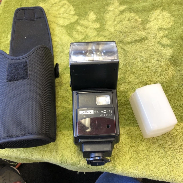 Metz Mecablitz 54 MZ-4i Flash for Nikon