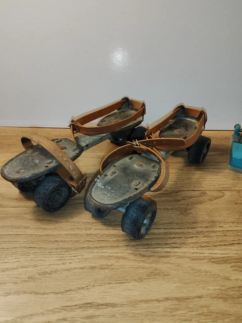 Patins à glace vintage en bois et cuir pour enfants, Pays-Bas