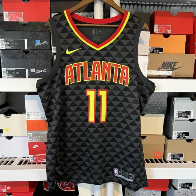 Nike NBA Atlanta Hawks Icon Edition Swingman Shorts- size 38 (Large)  AJ5581-060