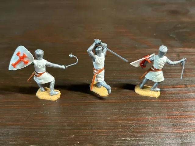 Timpo 2nd Series Crusaders/ Knights of St John Foot Soldiers - Medieval - 1970's 2