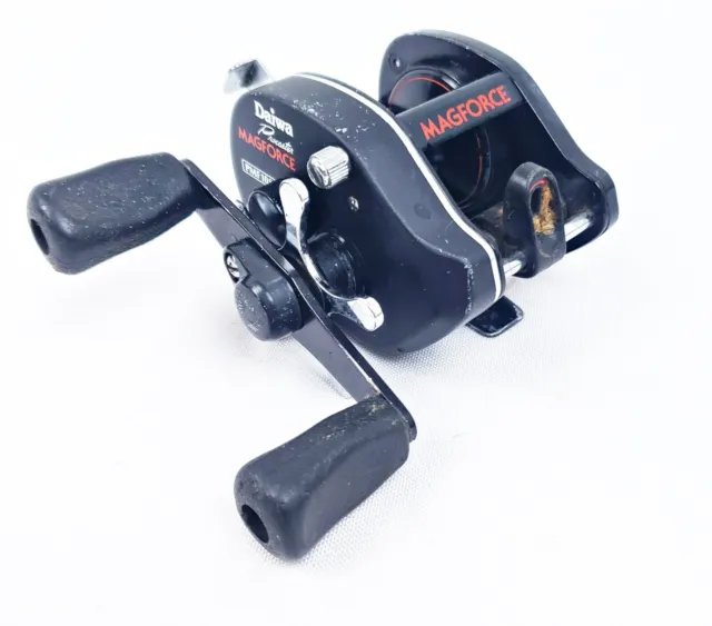 Daiwa Procaster Magforce PMF15 Baitcaster Reel. Used in good condition. 