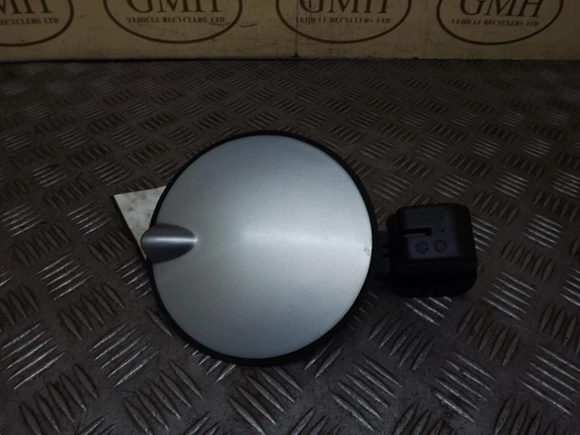 Vauxhall Zafira A Coperchio Flap Riempimento Carburante 905559413 P/C Z151 Grigio 1999-05†
