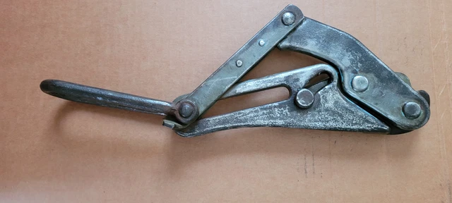 Klein Tools Chicago Grip 1628-50 Strand Grip W/Grit paper 