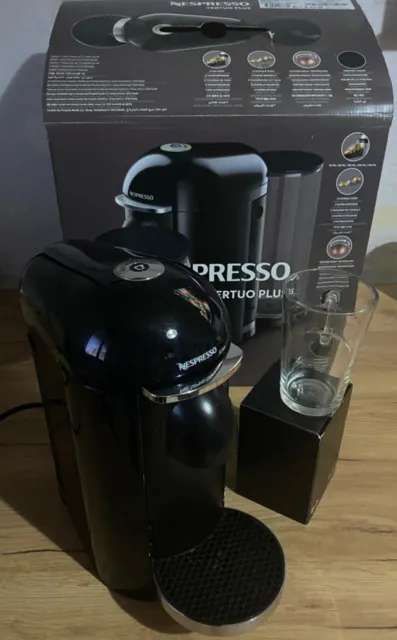 macchina da caffè NESPRESSO VERTUO PLUS